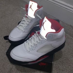 Nike Air Jordan "Fire Red" 5 (Used)